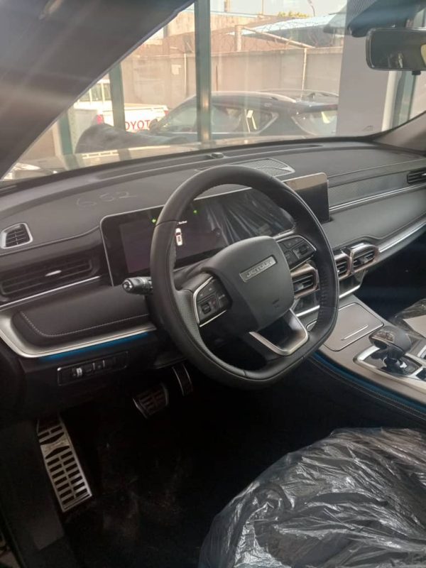 2024 JETOUR X70 Plus Brand New SUV - Image 4